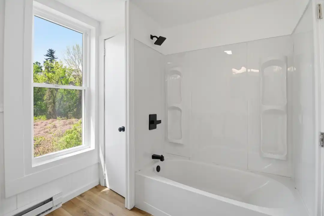178 N 1st St - View 4