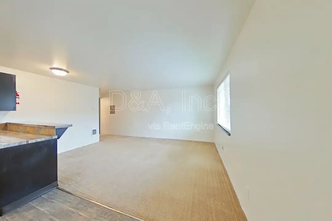1961 NW Grant Ave unit 5 - View 2