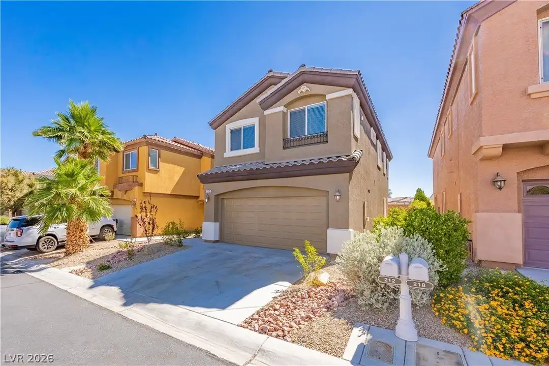 212 Fairway Woods Dr - View 4