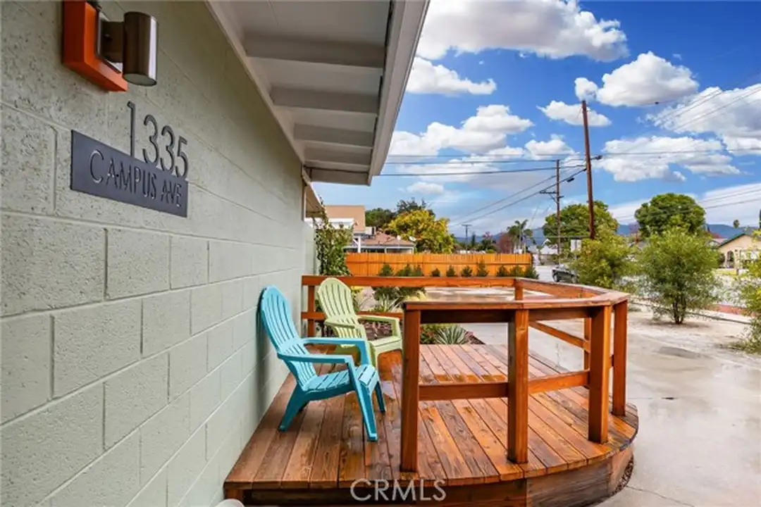 1335 Campus Ave - View 6