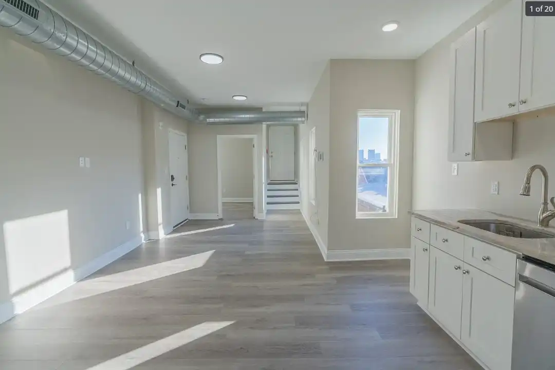 1514 W Girard Ave unit 1514-2F – pohled 2
