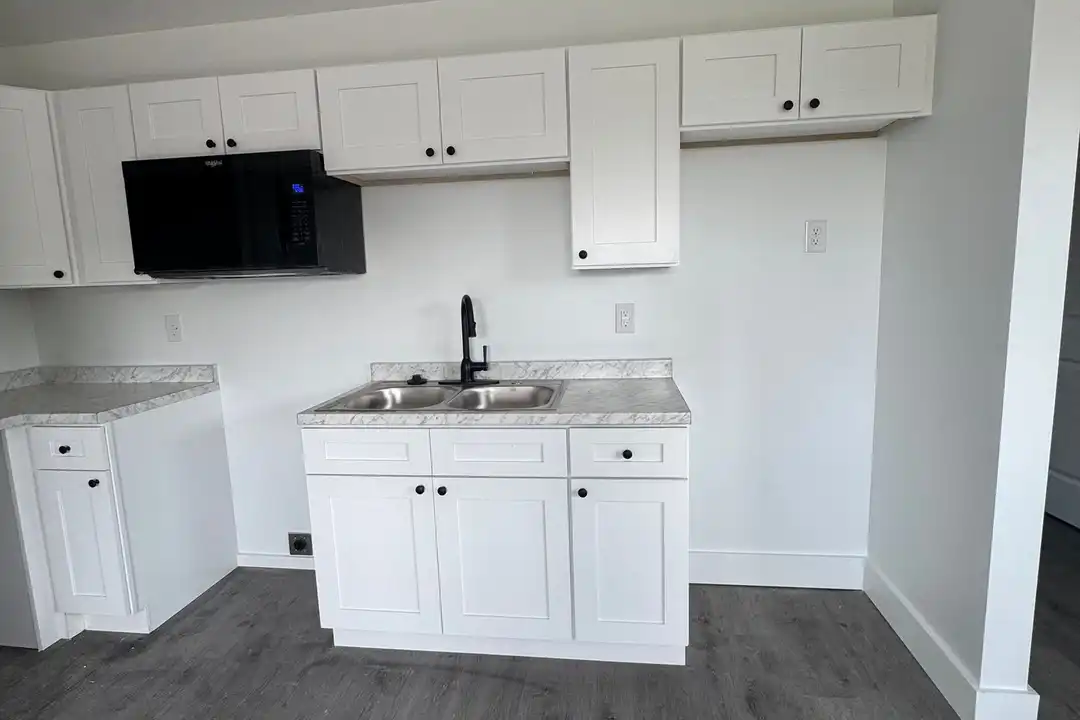 315 S Middle St unit 201 – photo 1
