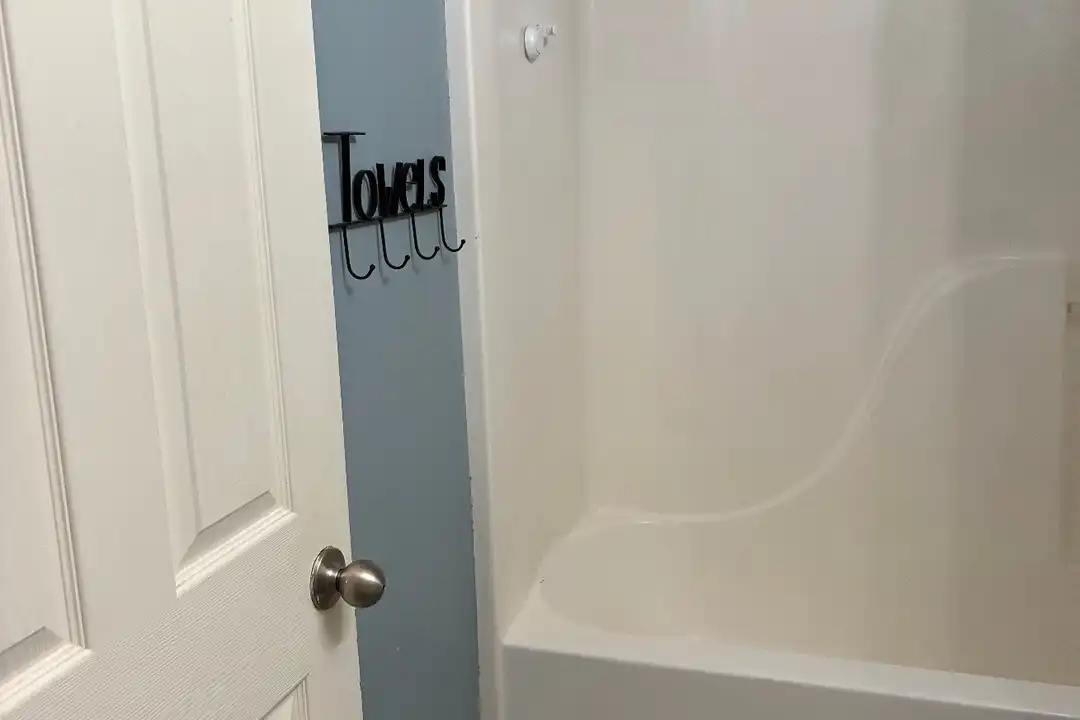 71 Rosebud Cir - View 6