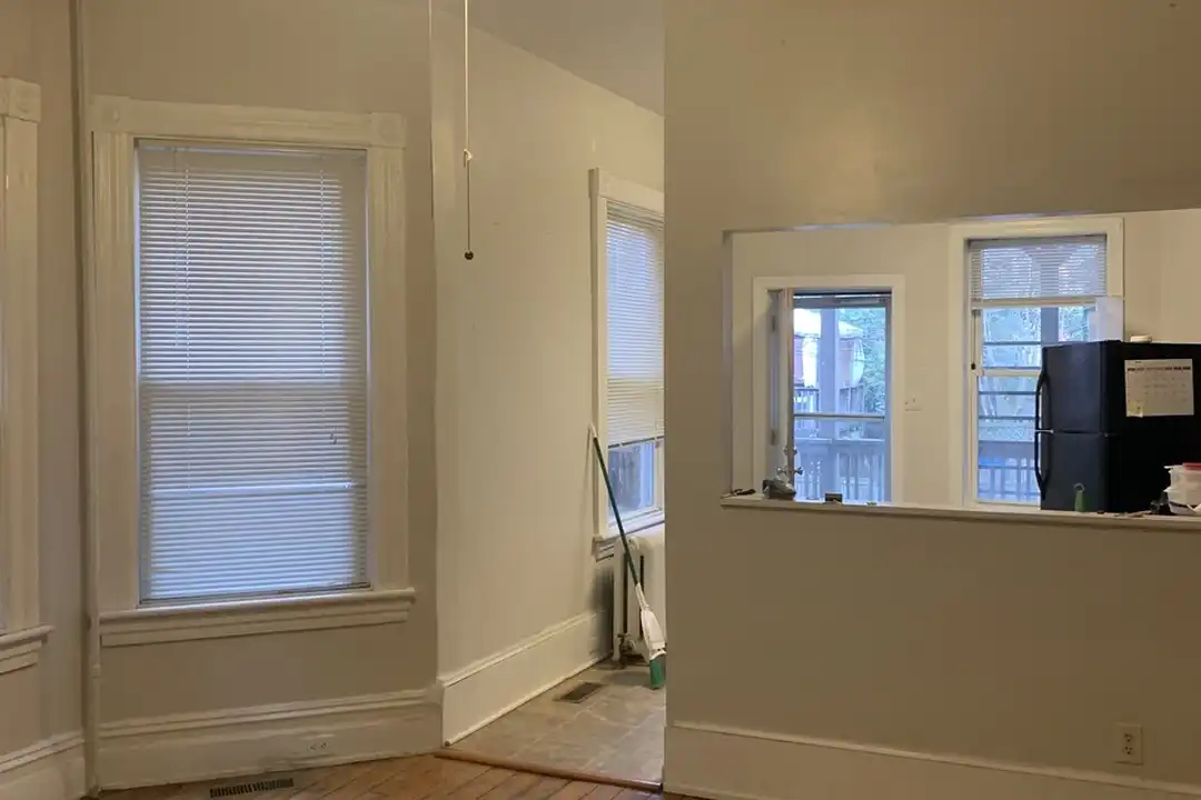 1522 Floyd Ave unit 1 - View 2