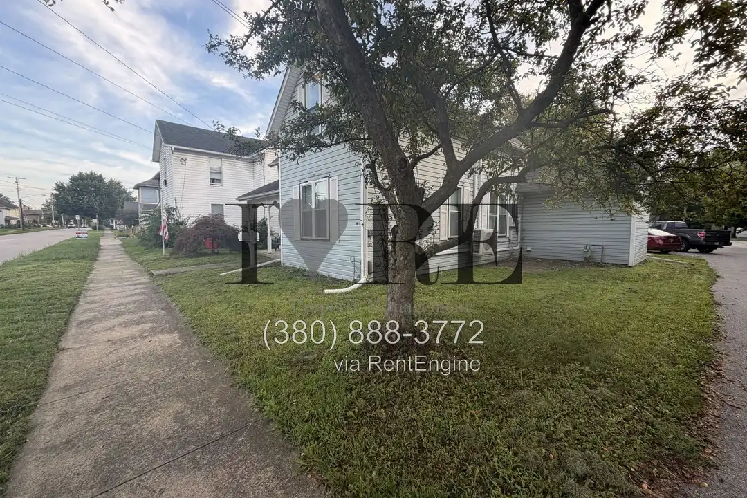 375 S Chillicothe St – photo 1 of 17