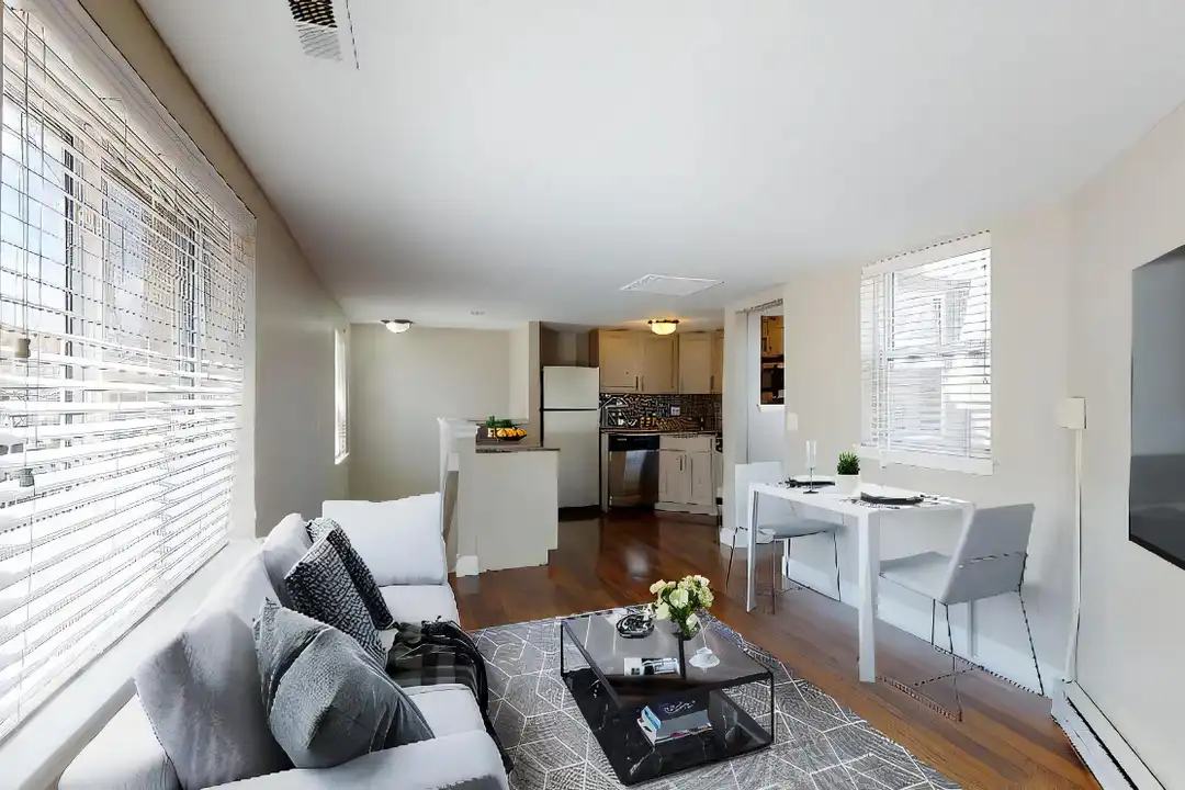 407 29th St – photo 1