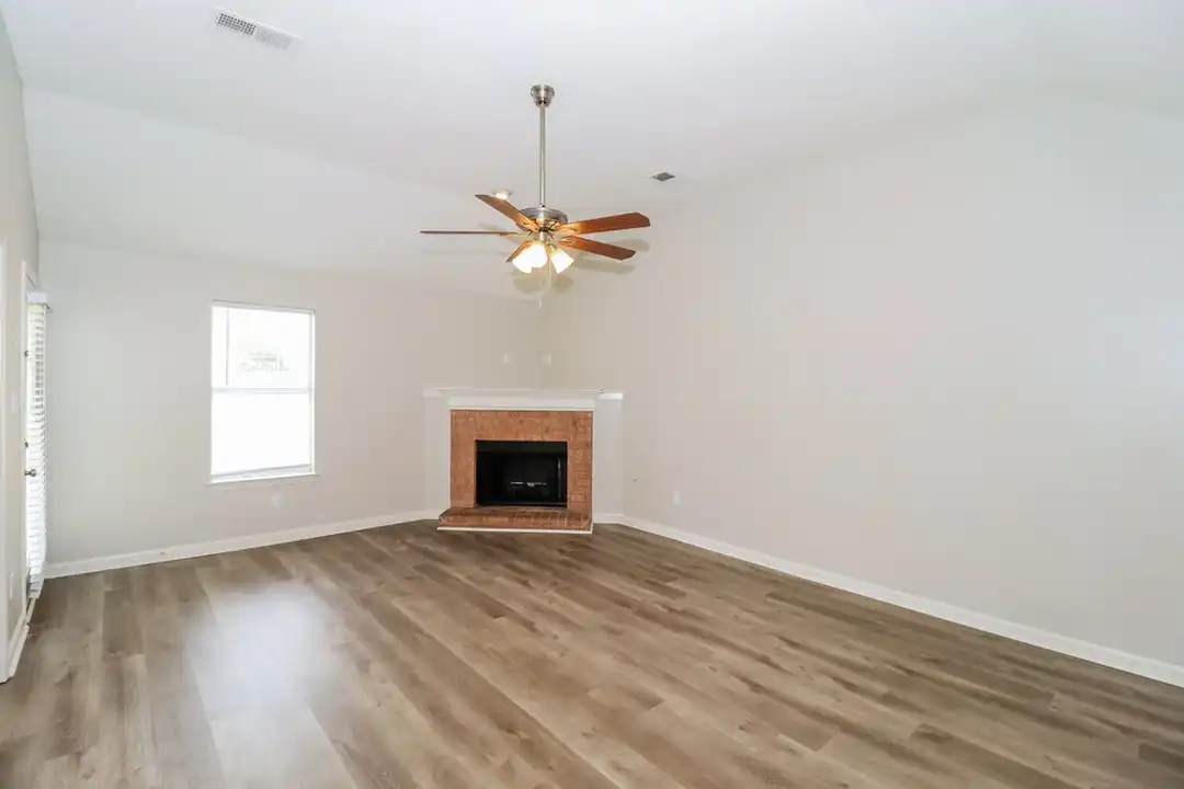 9992 Cameron Ridge TR – pohled 6