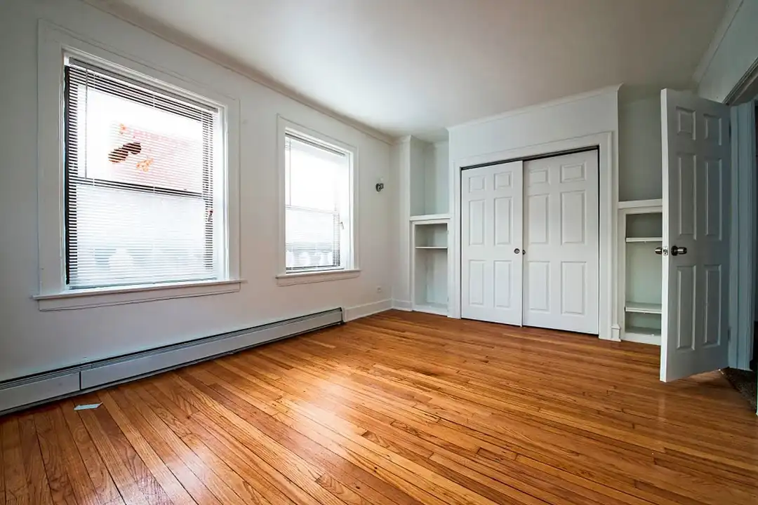 7229 S Yates Blvd – photo 1