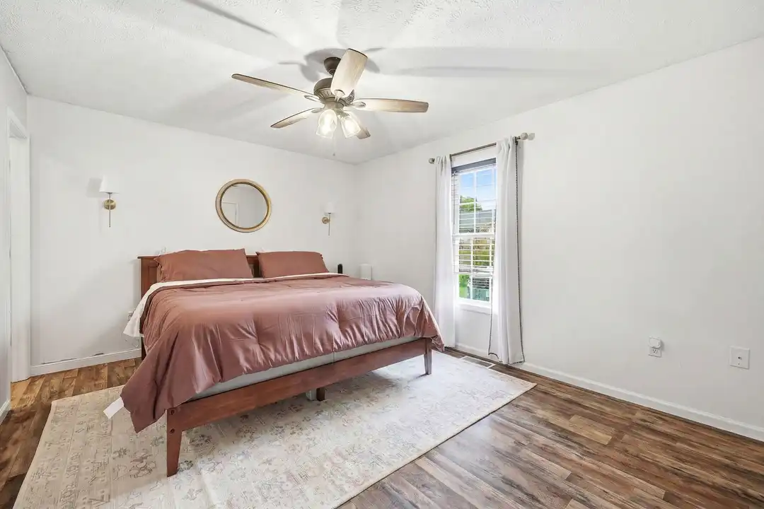 75 Brendan Ln - More