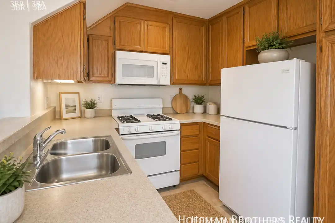 10133 Tabor St - View 2