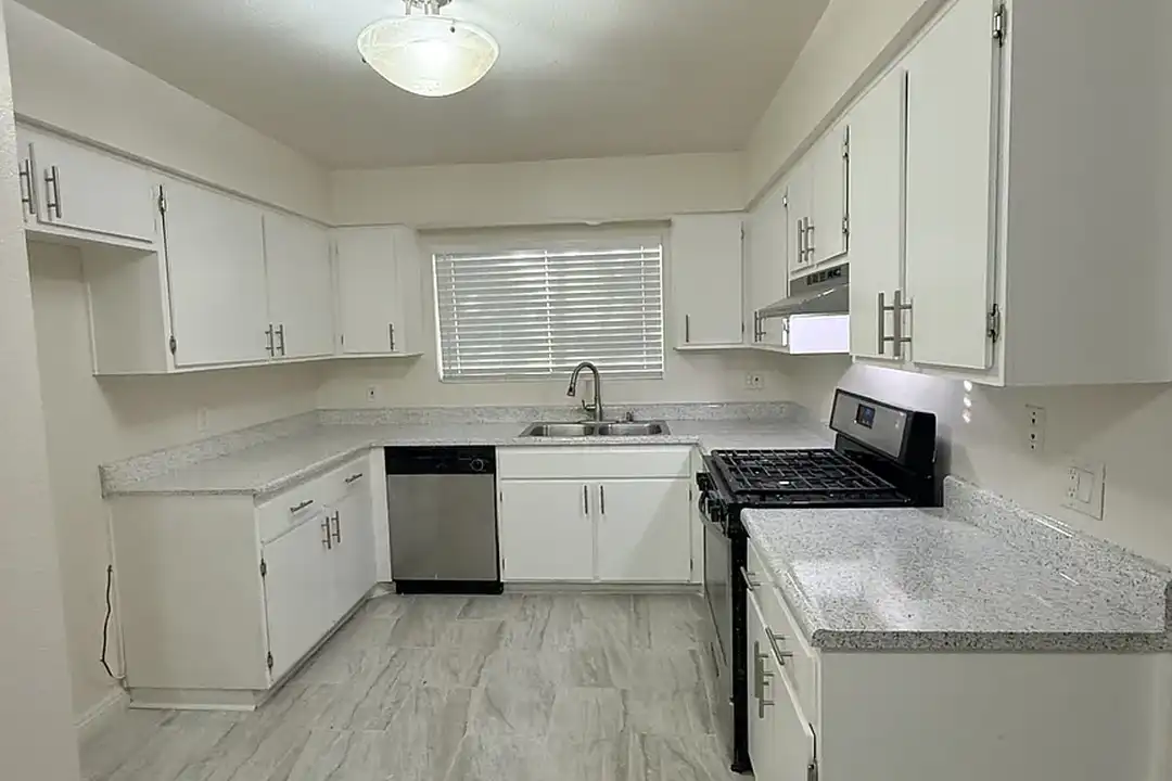 55 N Mar Vista - View 5