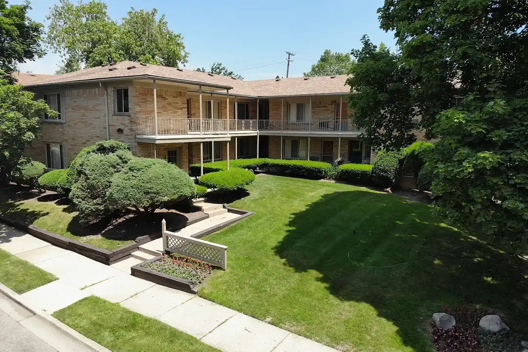 Orchard Woods Apartments – photo 1 of 6