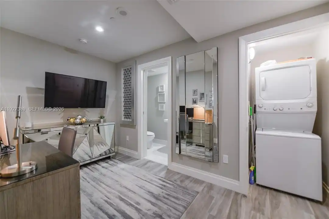 801 S Miami Ave #3706 - View 4