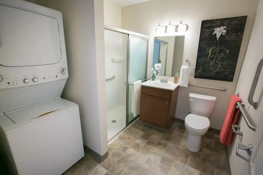 Glenwood Square Senior Apartments – photo 1 of 14