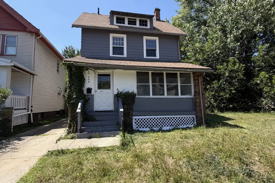 664 E 96th St – photo 1