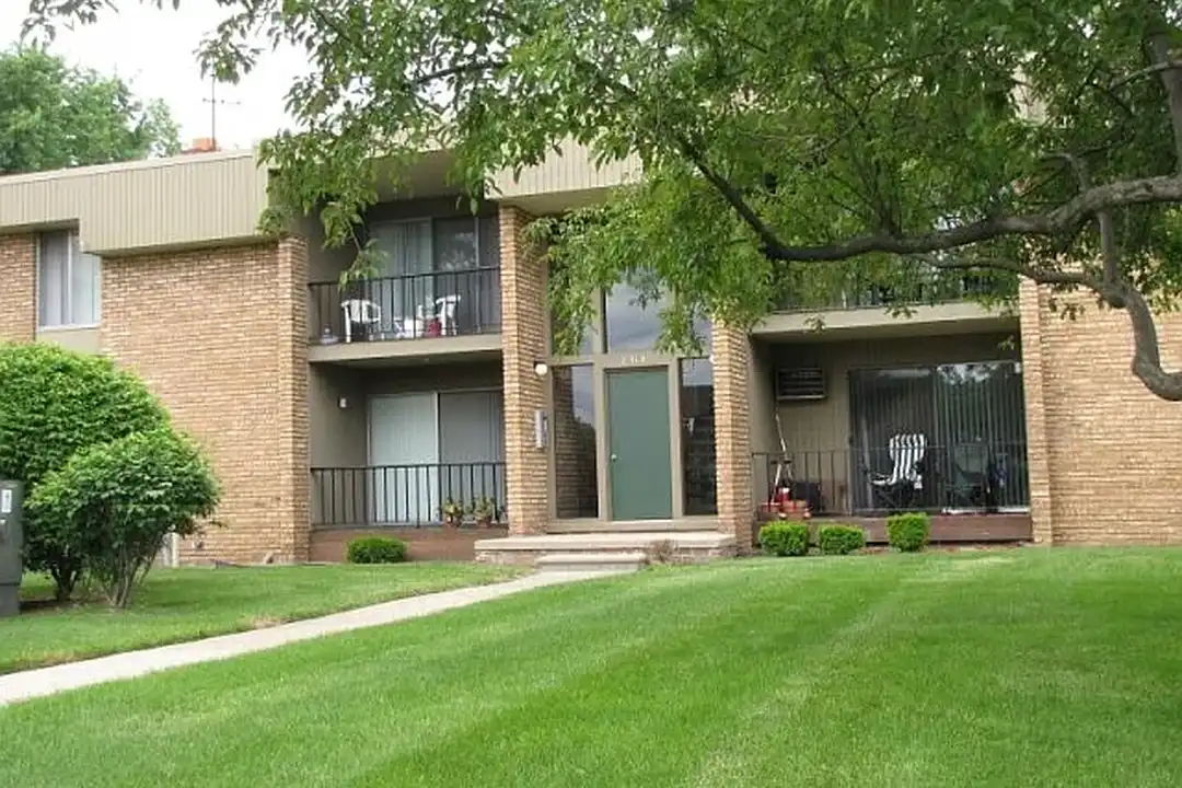 Madison Park Apartments – photo 1 of 6