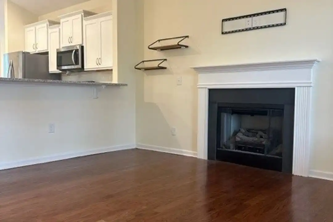 103 Grand Oaks Dr - View 3