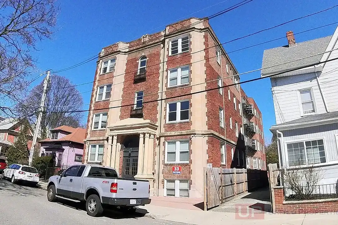 33 park – photo 1 of 4