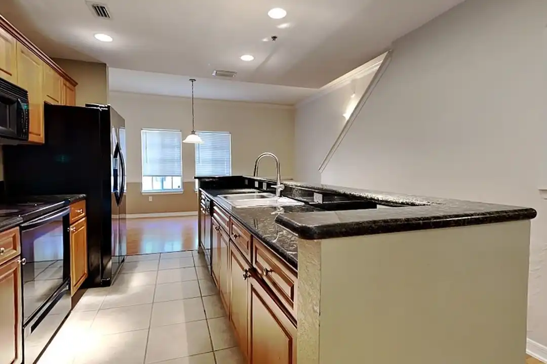 5236 Hampton Beach Pl - More