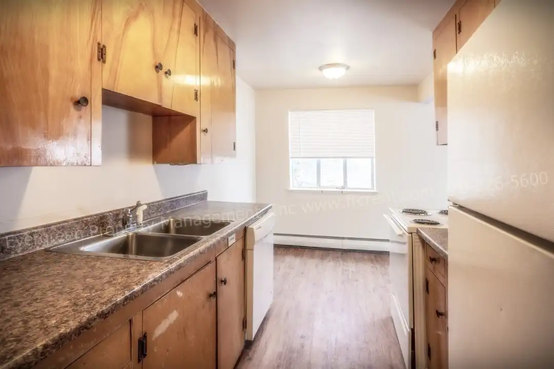 1500 12th Ave - View 4
