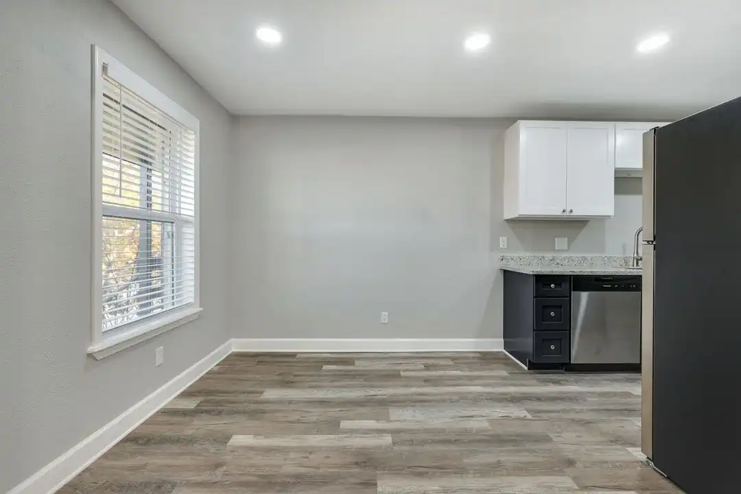 1003 Summer Ct Cir unit 1003 SC B - View 6