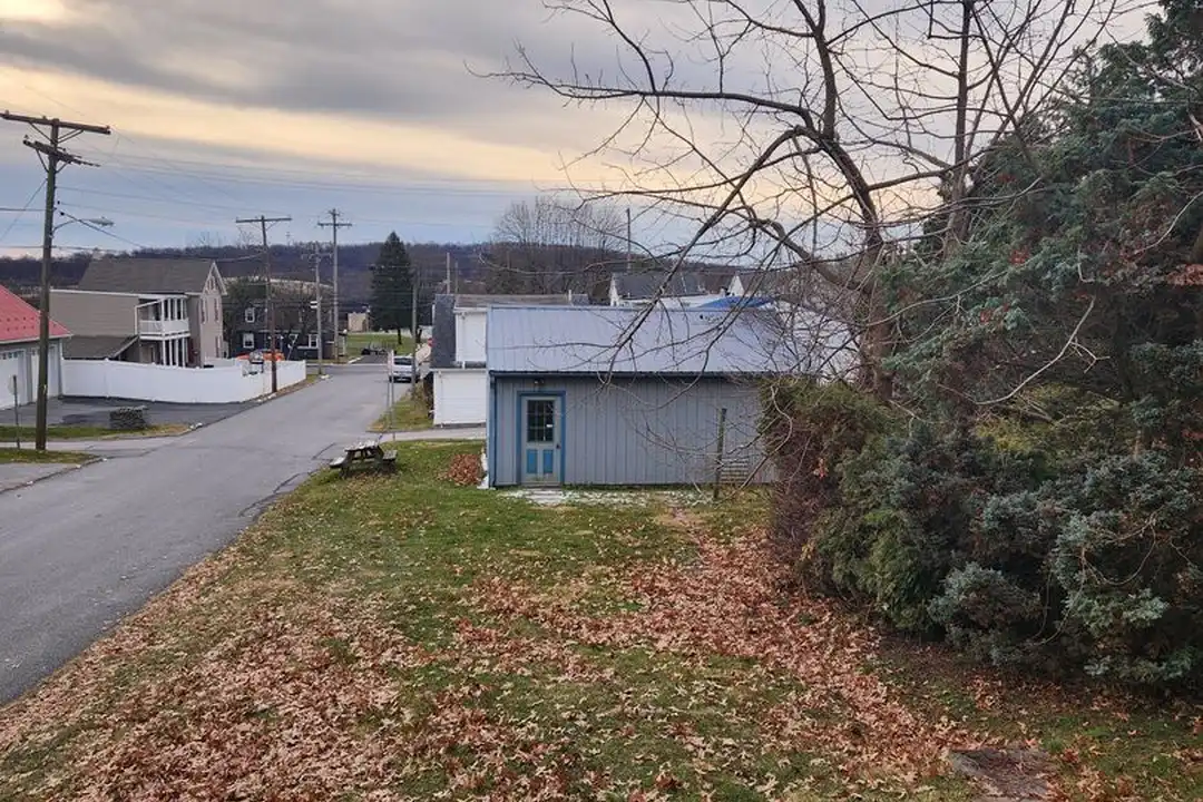 120 Cooper St - View 2