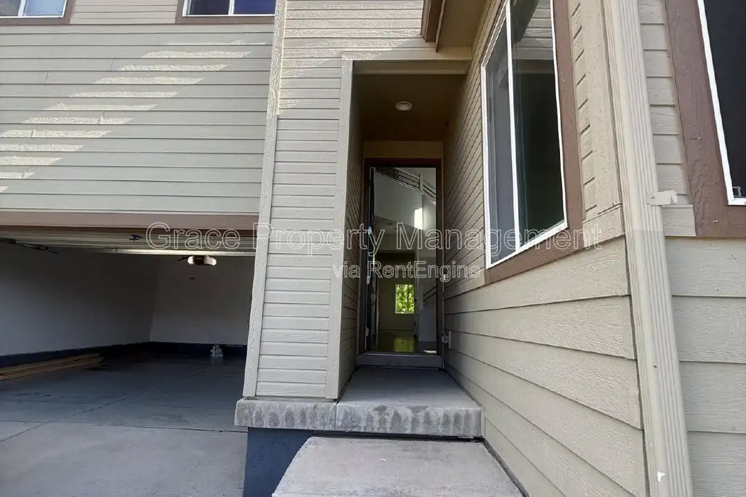 17508 E 111th Pl - View 2