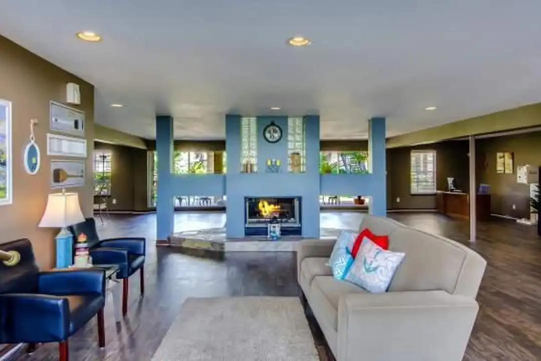 800 W NASA Pkwy unit # 821 - View 4