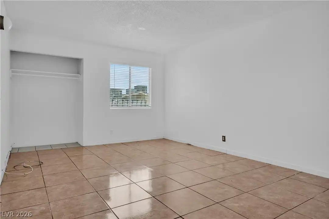 House in Las Vegas - More