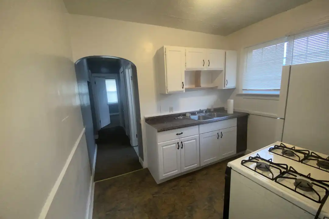 3831 Waverly St unit 2 - View 4