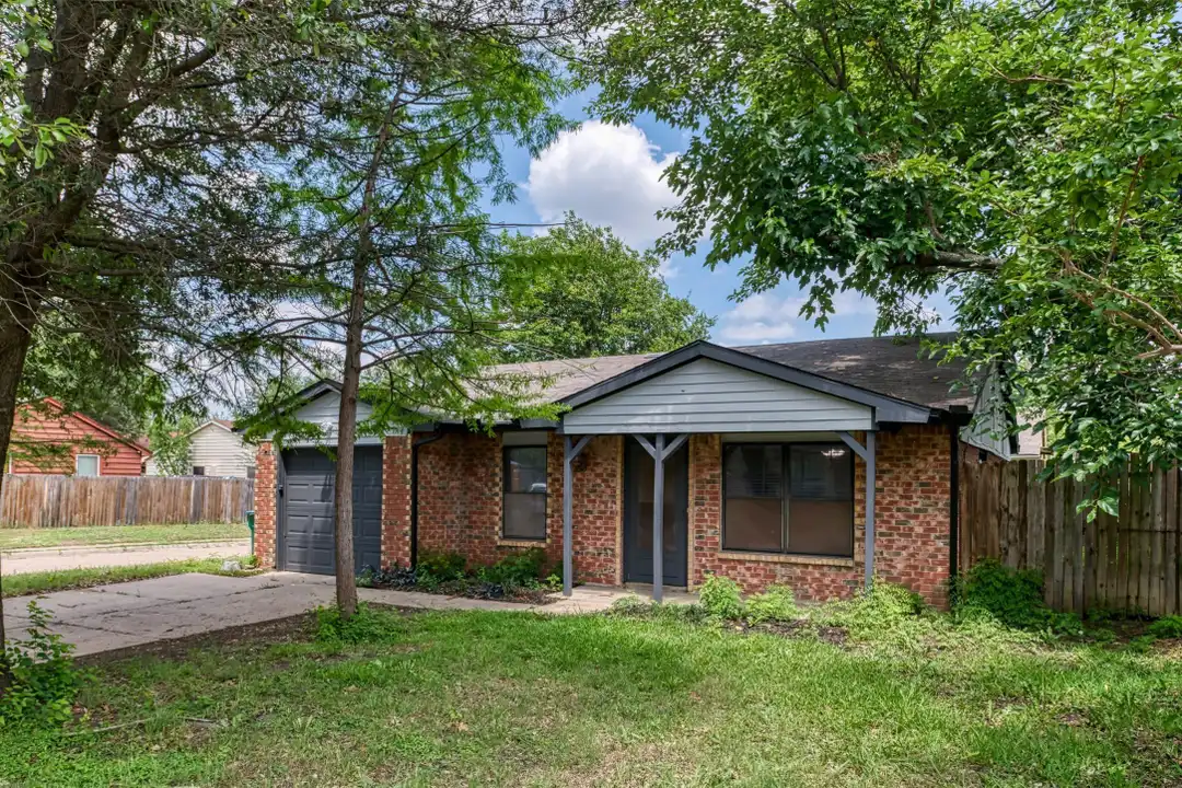 447 Vincent St - View 3