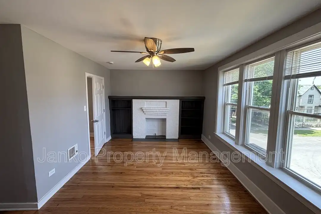 3359 W 63rd Pl unit 2F - View 6