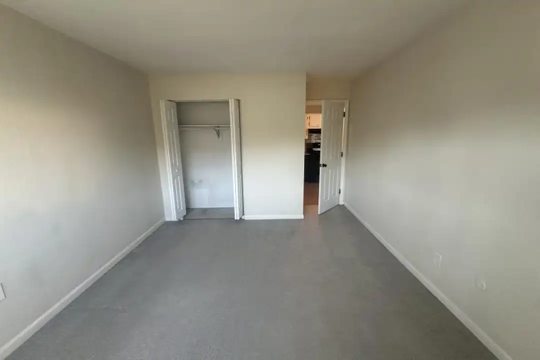 18 Glencoe St - View 5