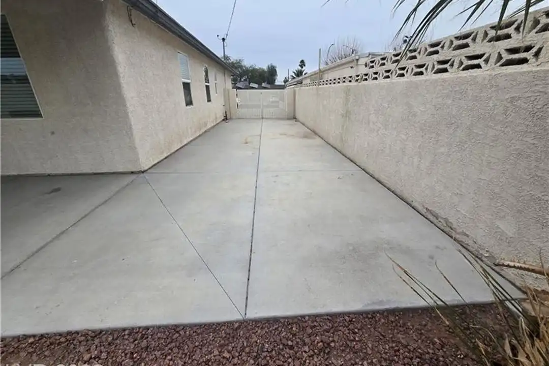House in Las Vegas - View 3