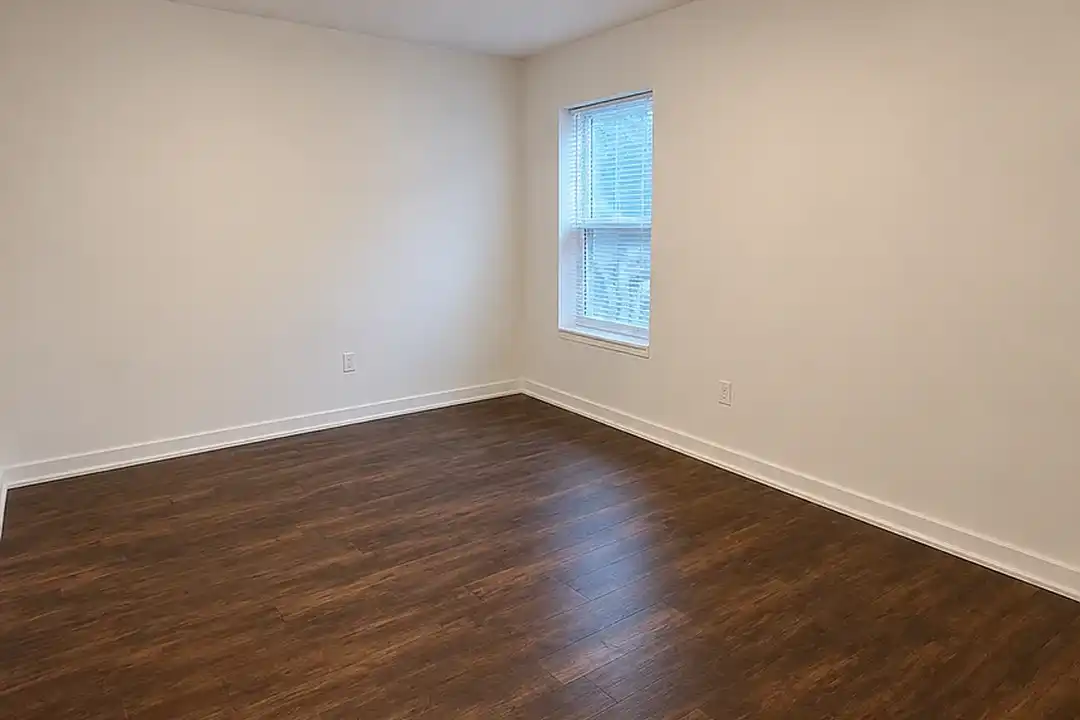718 S 5th Ave – photo 1