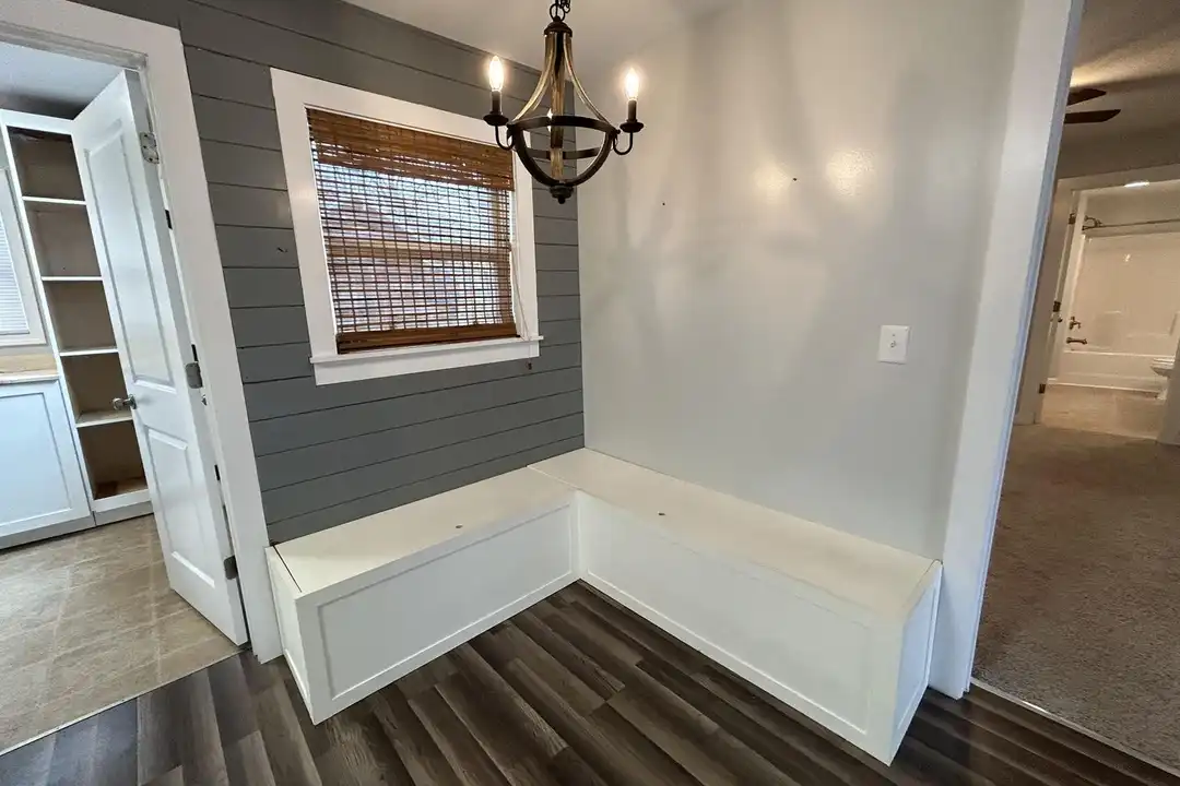 121 Walker St - View 6