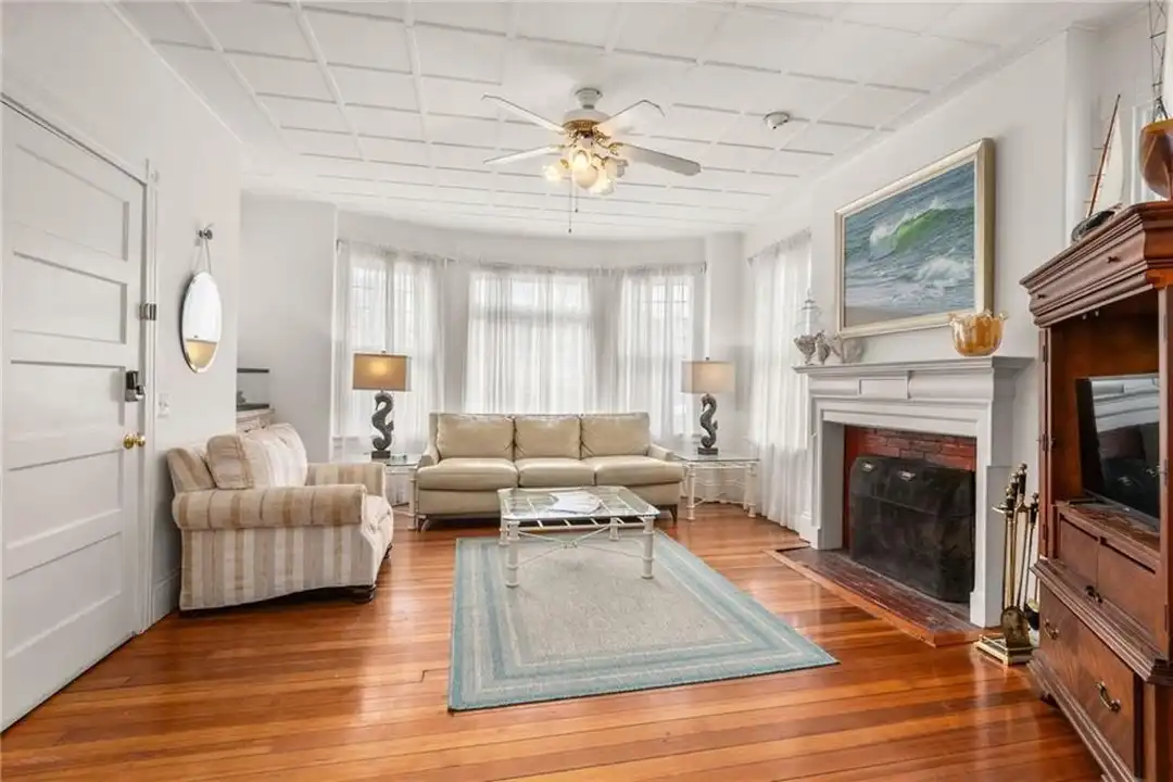 34 Bull St - View 4