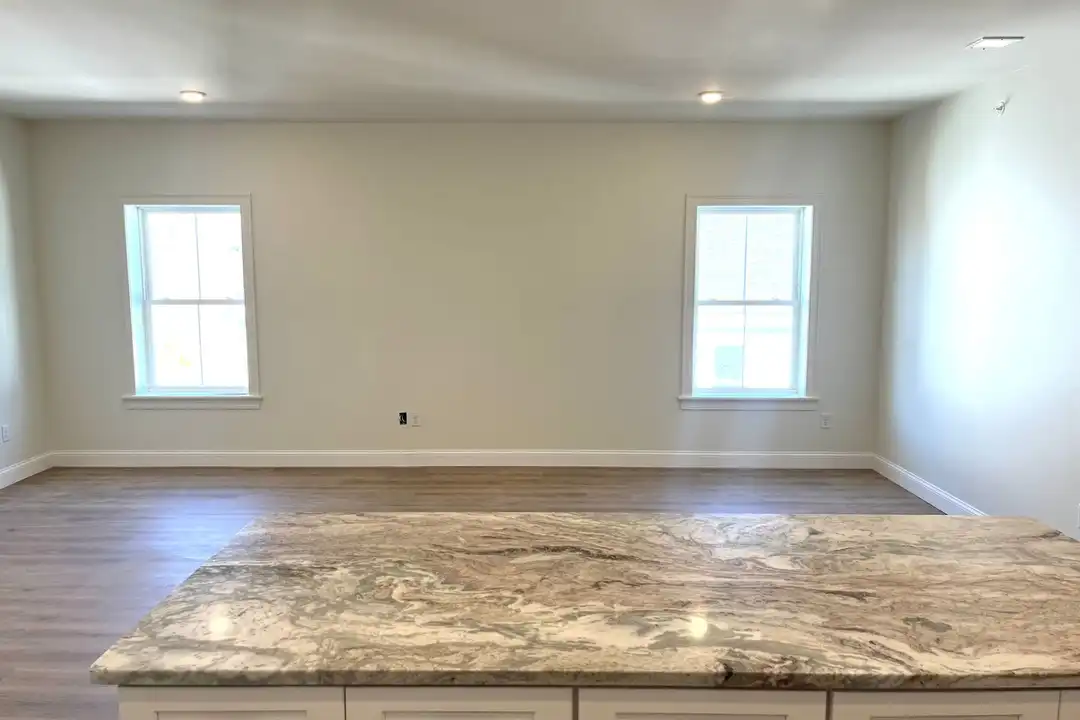 Apartment in Portland - View 5