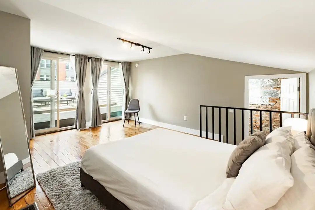 1304 Broadway - View 3