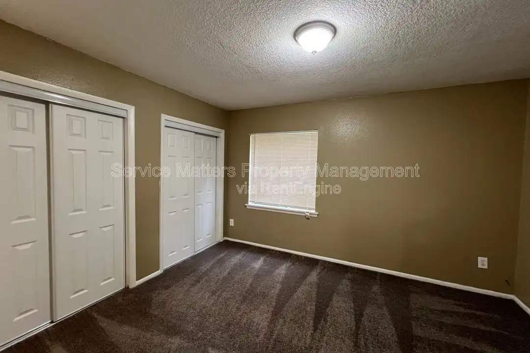 Apartment in Milton - More