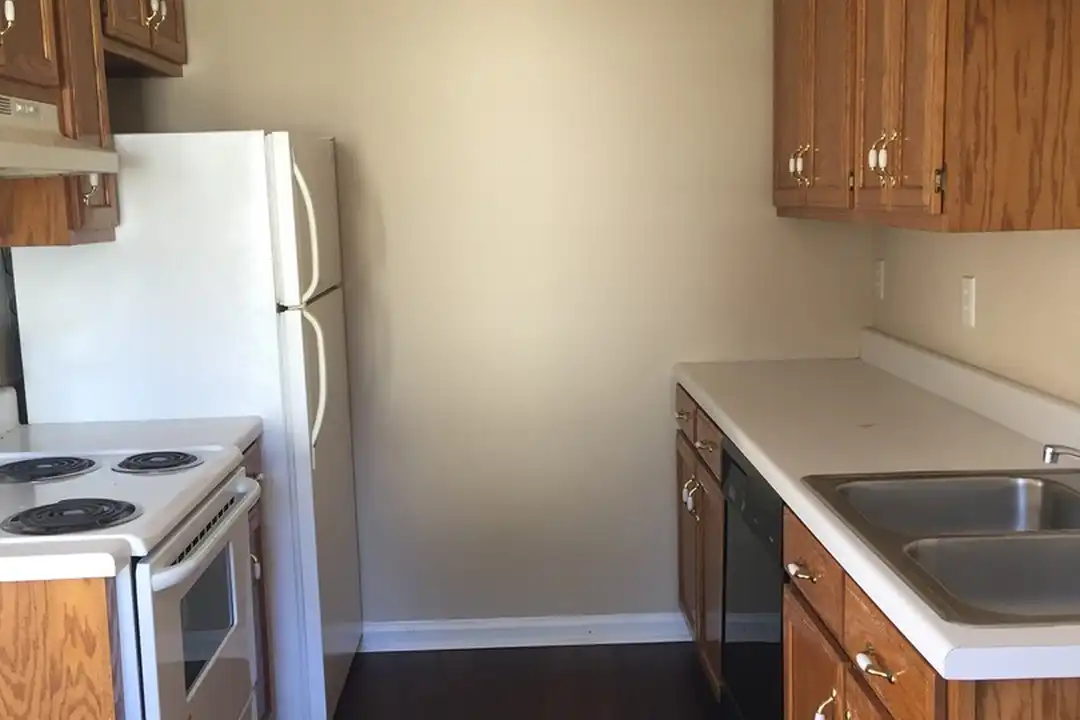 3466 Hedge Drive Northeast - View 3
