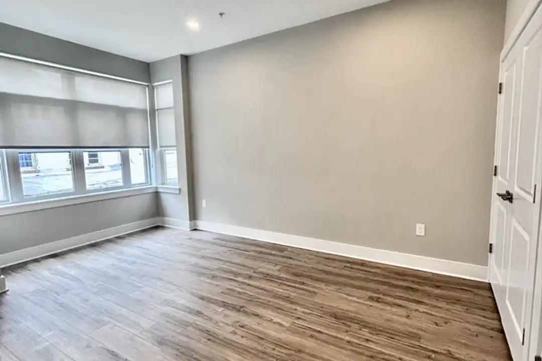 94-98 W Main St unit 206 - View 3