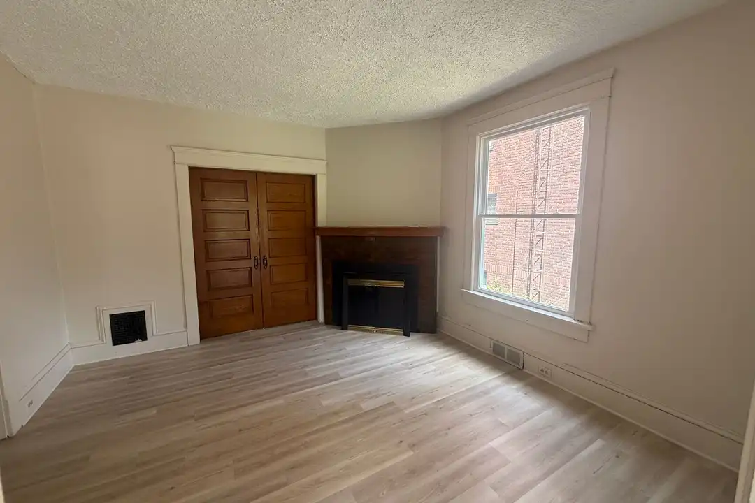 1249 Fulton Rd NW unit Lower Unit – photo 1
