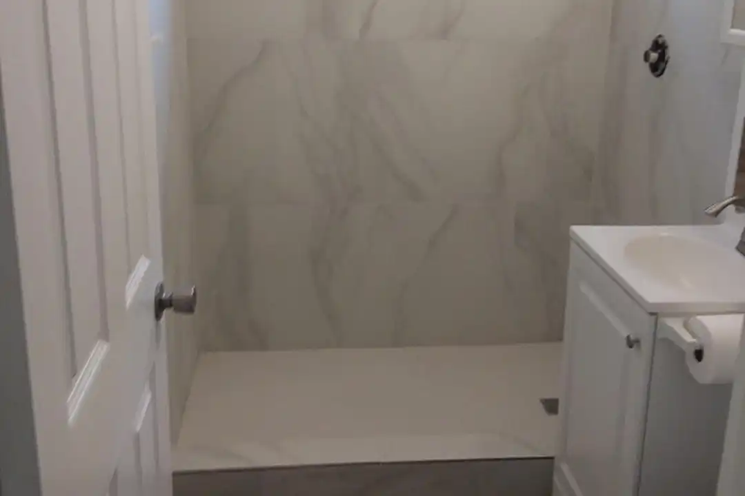 641 Hardin Dr unit 2 - View 5