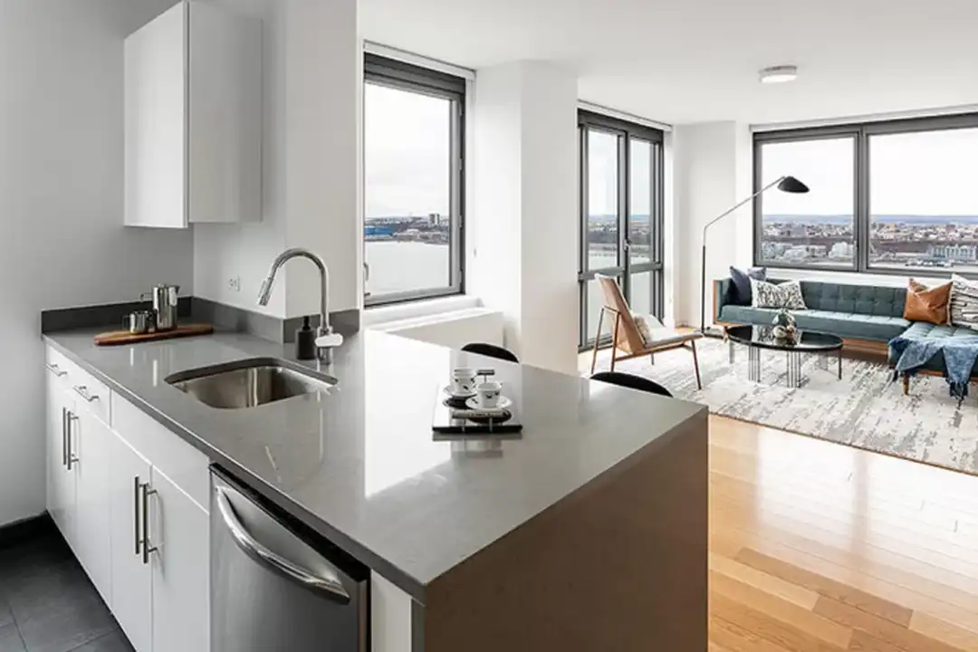 608 W 57th St – pohled 3