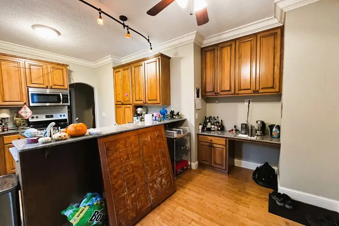 1092 18th Ave SE unit 2 – pohled 3