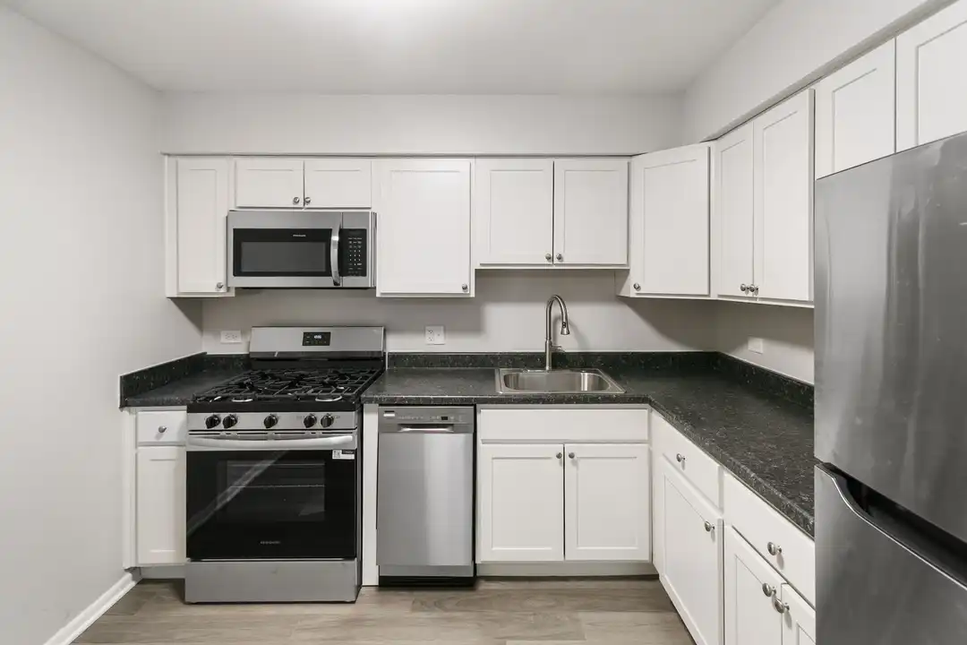 711 S Milwaukee Ave unit 207 – photo 1 of 2