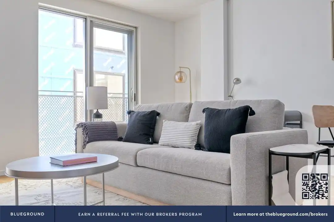 26 W Broadway unit 581 – pohled 4