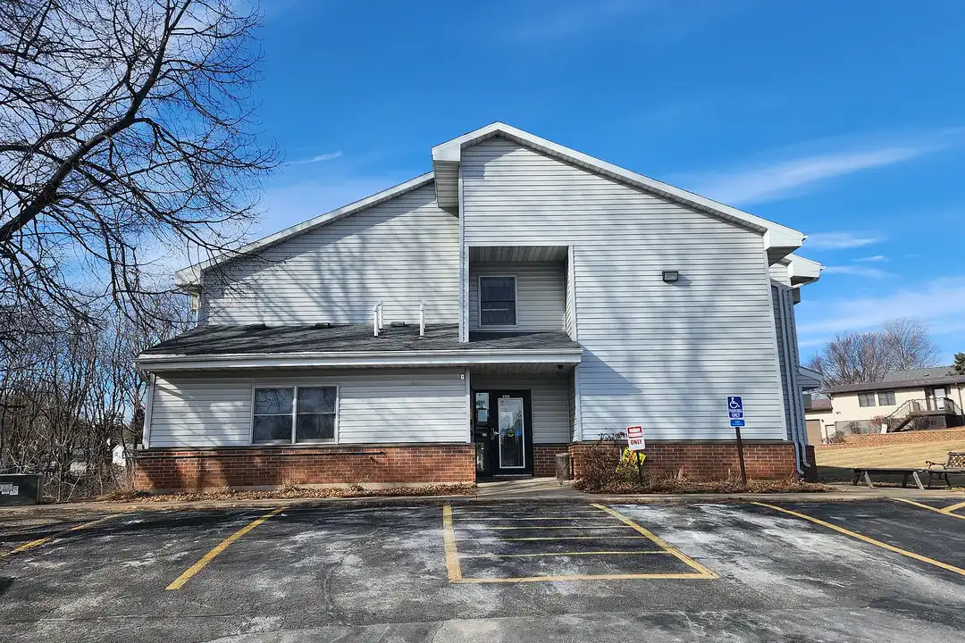Apartment in Dodgeville - View 2