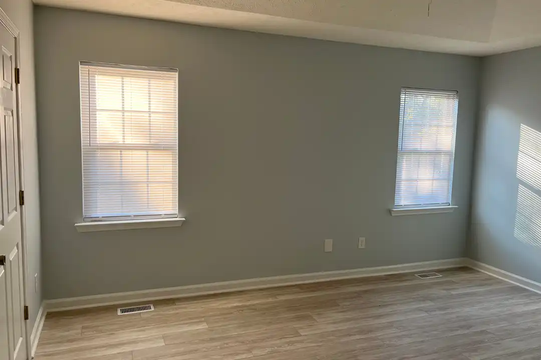 431 Womble St - More